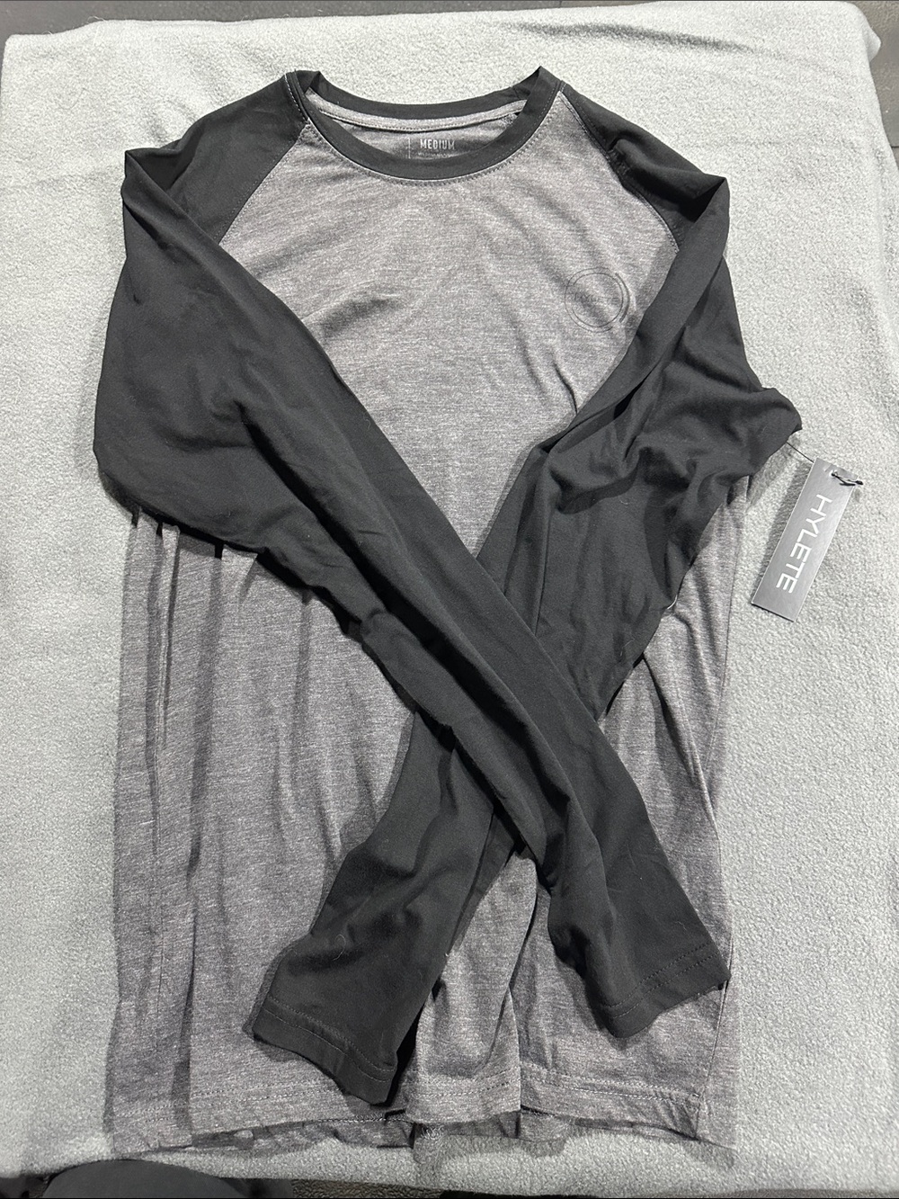 Hylete Two-Tone Raglan Long Sleeve Tee - Heather Gray & Black